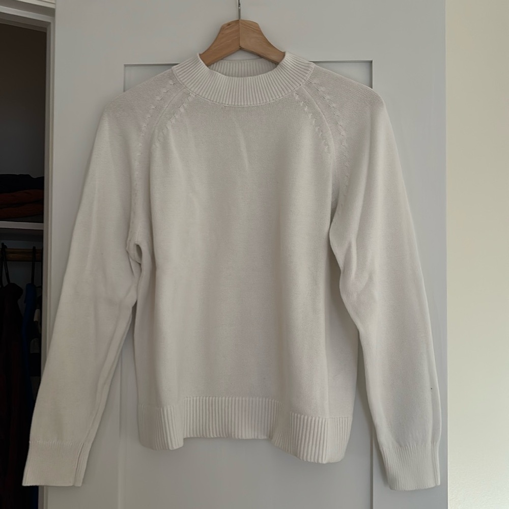 Quince white mock neck sweater, women’s small